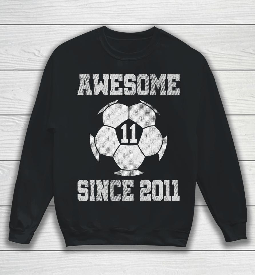 11Th Birthday Soccer Player 11 Years Old Vintage Retro Sweatshirt