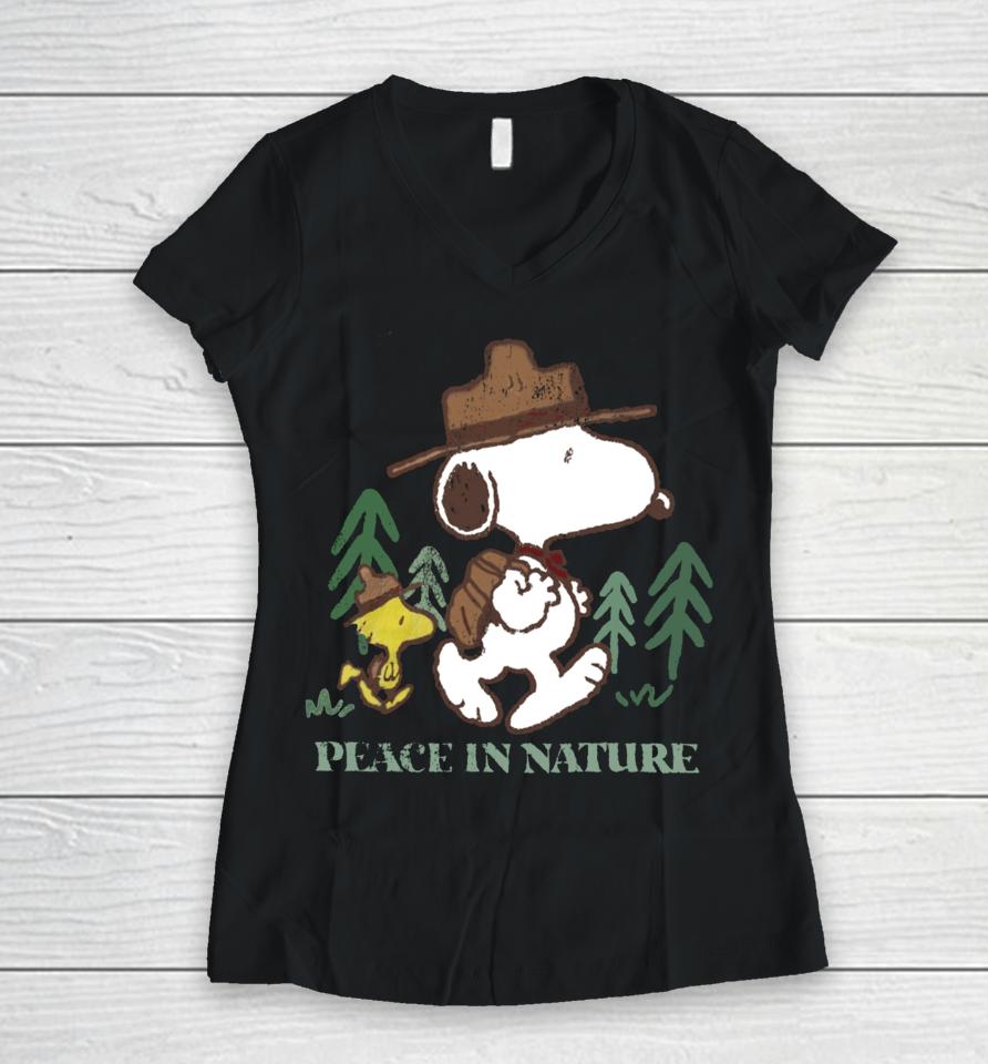1234Beepbooop Snoopy Peace In Nature Women V-Neck T-Shirt