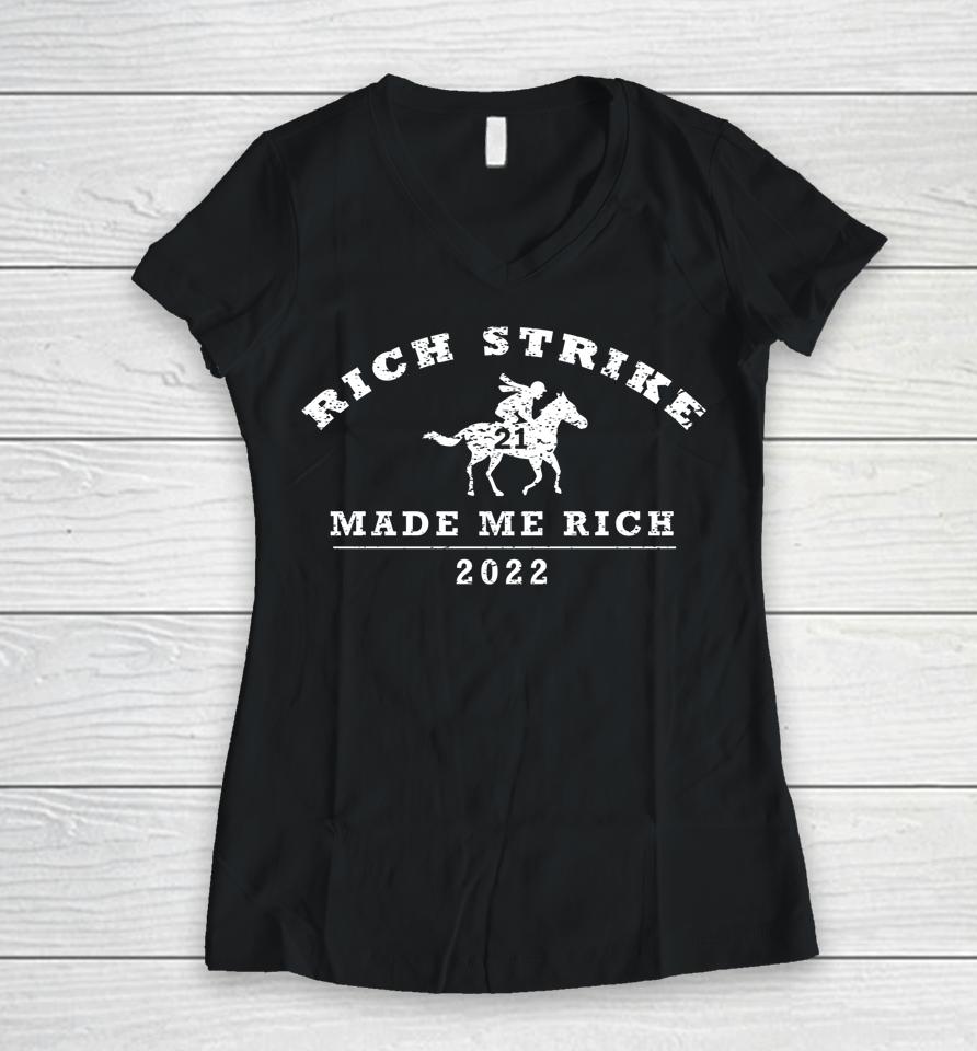 2022 Derby Winner Rich Strike Graphic Horse Racing Phrase Women V-Neck T-Shirt