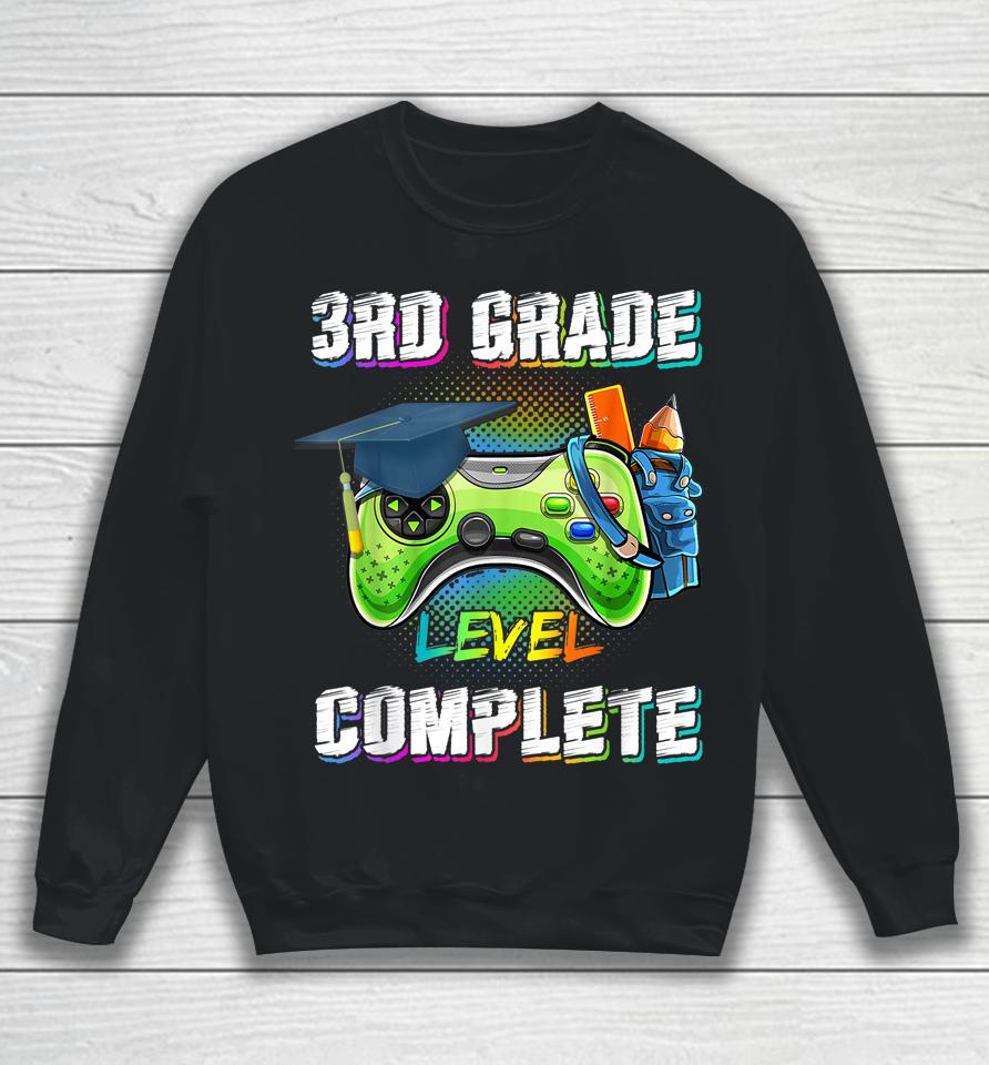 3Rd Grade Level Complete Class Of 2022 Graduation Gamer Sweatshirt