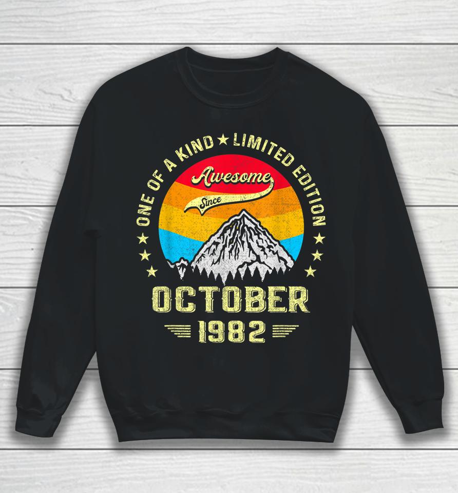 40 Year Old Awesome Since October 1982 Vintage 40Th Birthday Sweatshirt
