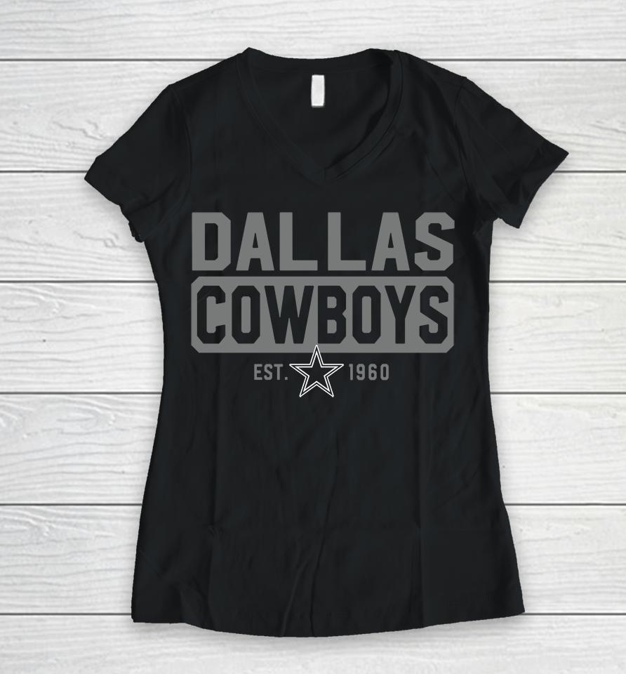 47 Men's Dallas Cowboys Box Out Fleece Headline Est 1960 Women V-Neck T-Shirt