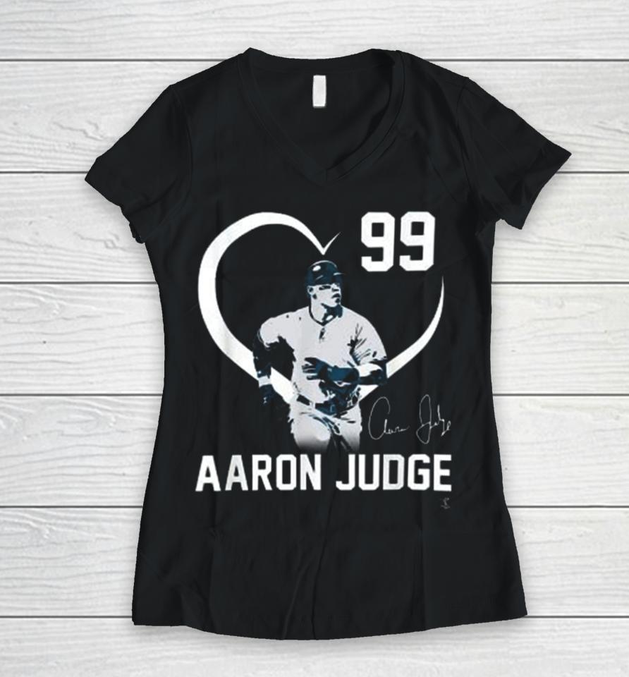 Aaron Judge Player Heart Signature Shirt Women V-Neck T-Shirt