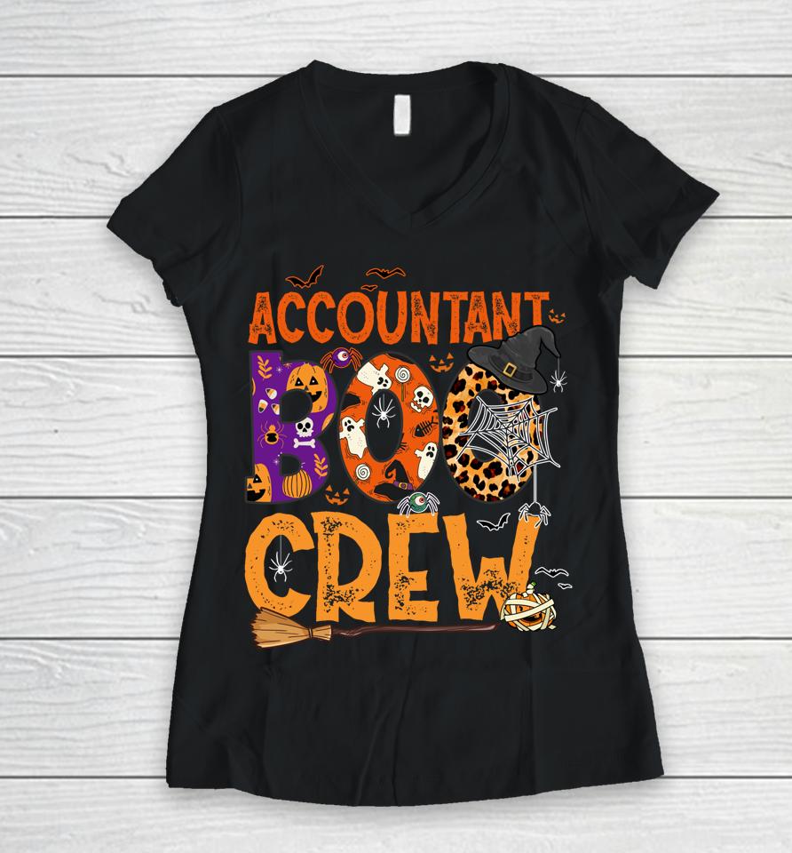 Accountant Boo Crew Halloween Costume Spooky Accountant Women V-Neck T-Shirt