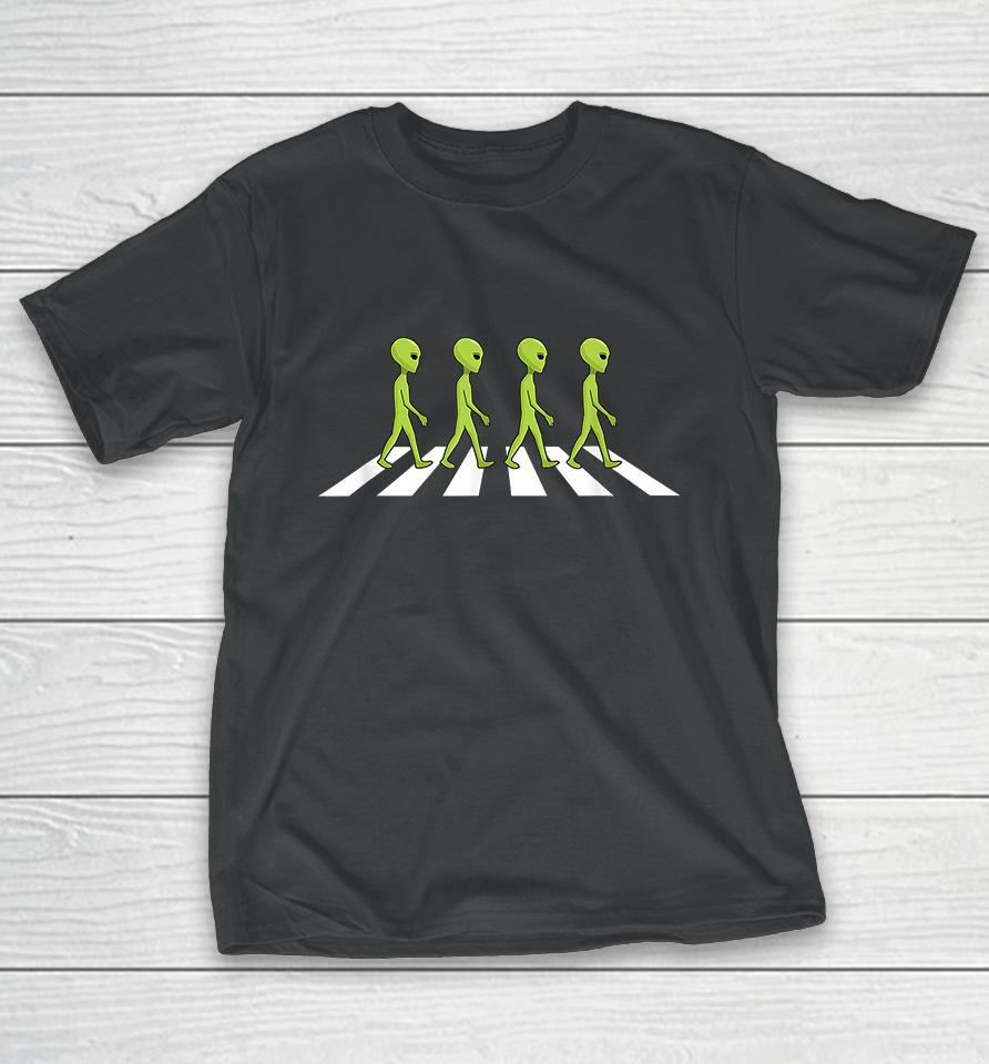 Aliens Crossing And Walking Across Road Funny T-Shirt