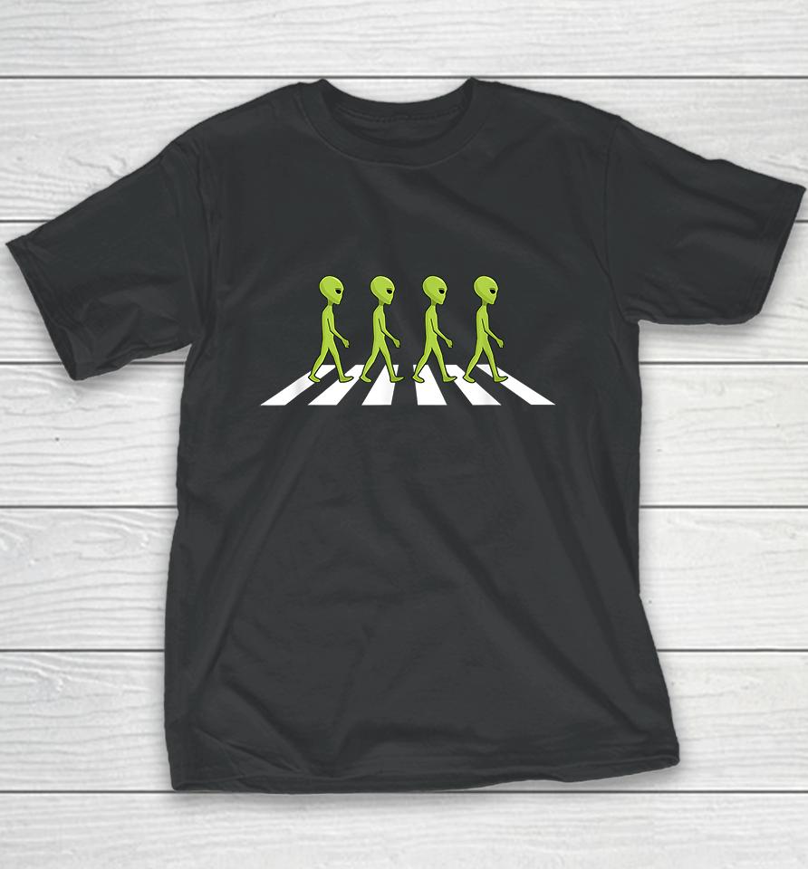 Aliens Crossing And Walking Across Road Funny Youth T-Shirt
