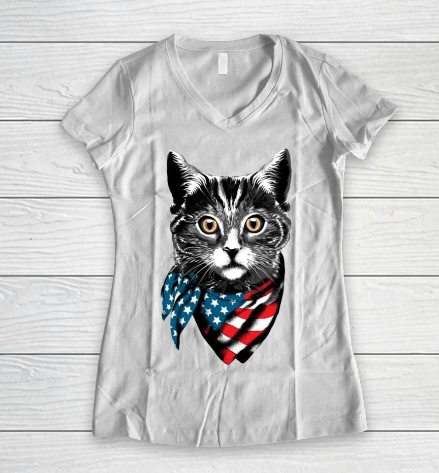 American Cat Wearing Usa Flag Scarf Women V-Neck T-Shirt