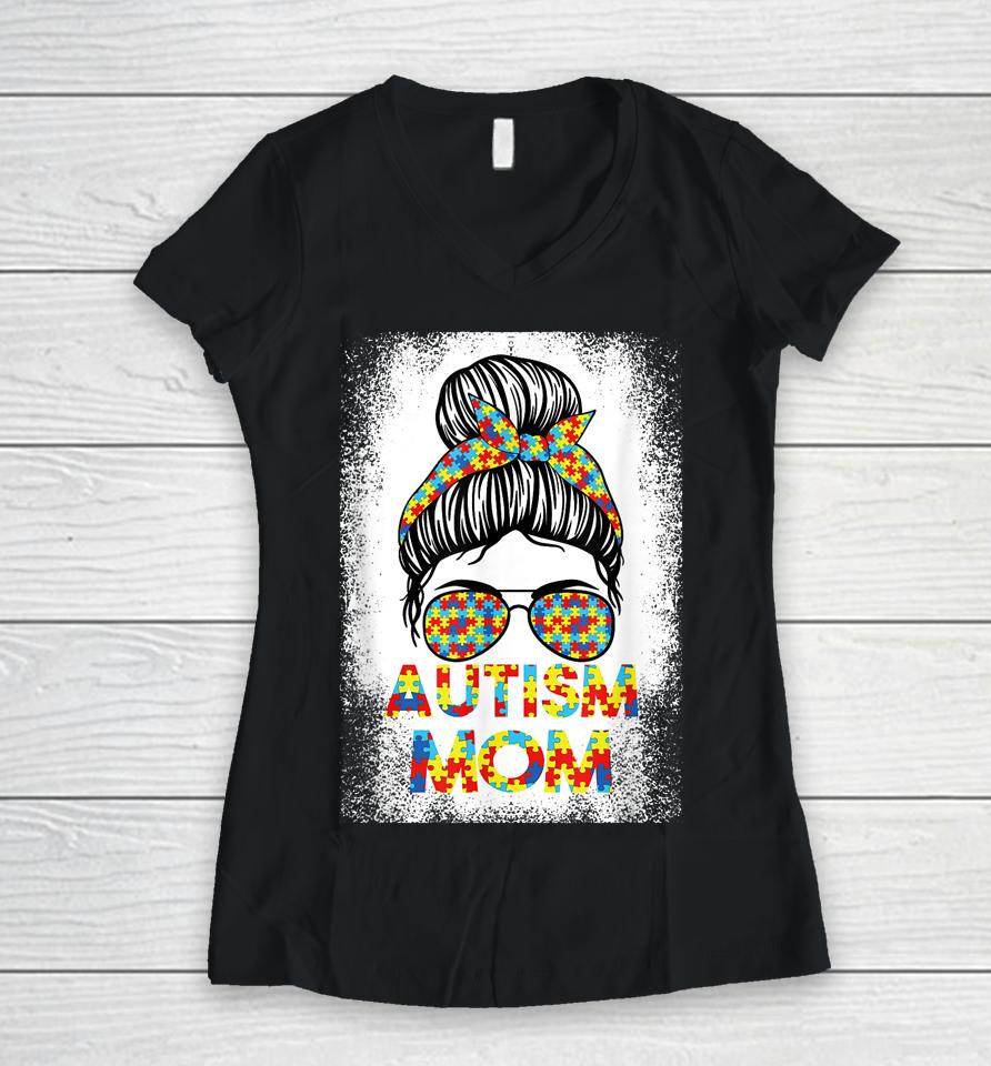 Autism Awareness Mom Messy Bun Puzzle Mother’s Day Women V-Neck T-Shirt