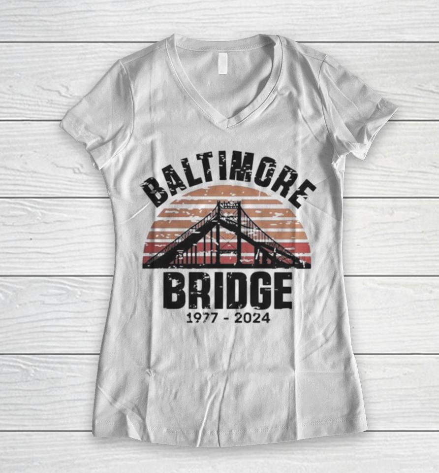 Baltimore Bridge Collapse Stay Strong Francis Scott Key 1977 2024 Vintage Women V-Neck T-Shirt