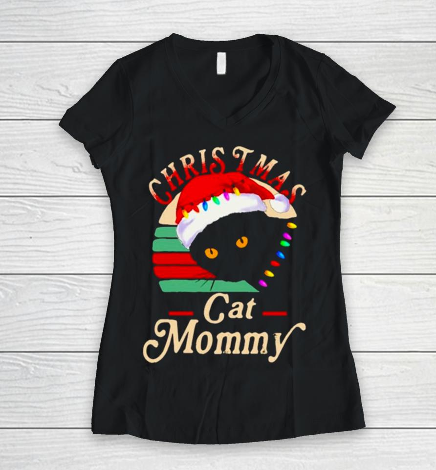 Black Cat Santa Christmas Cat Mommy Vintage Women V-Neck T-Shirt