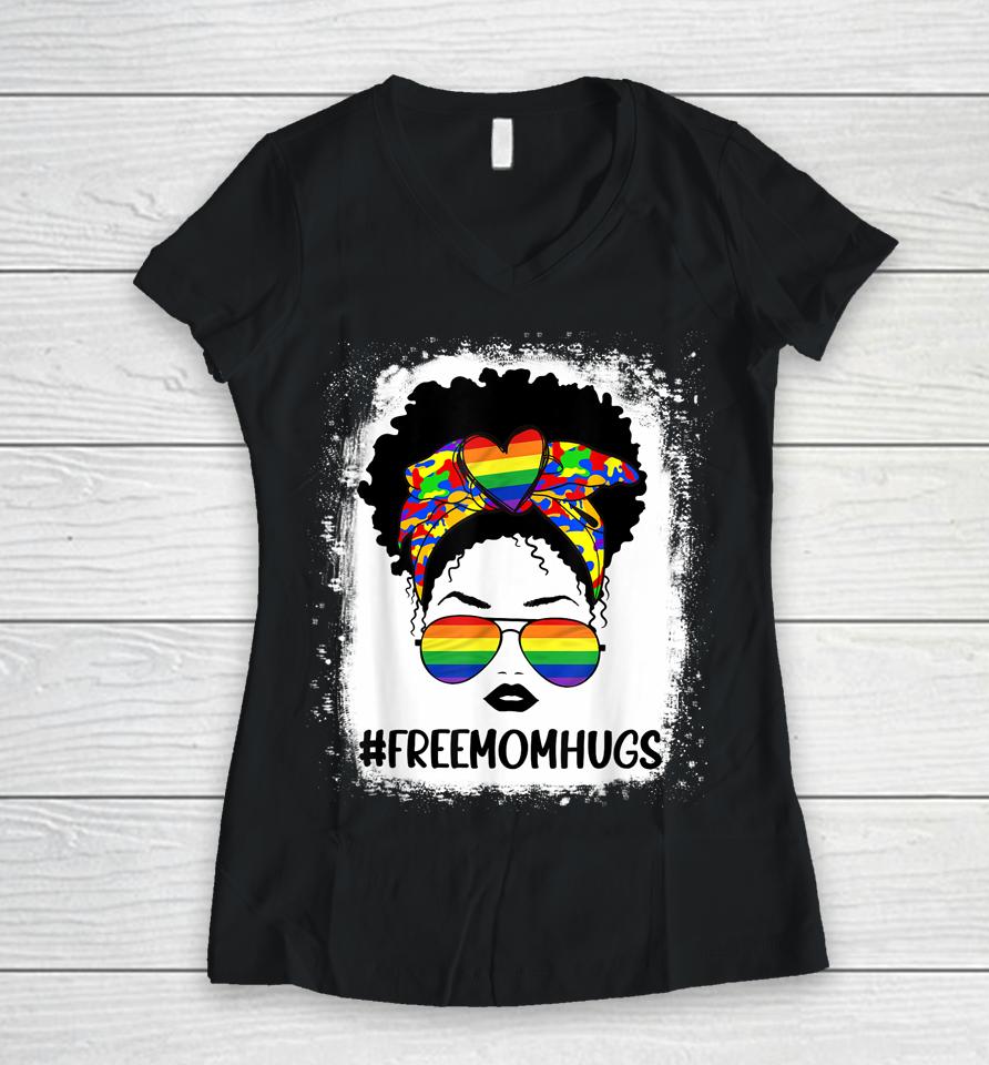 Black Womens Free Mom Hugs Messy Bun Lgbt Pride Rainbow Women V-Neck T-Shirt