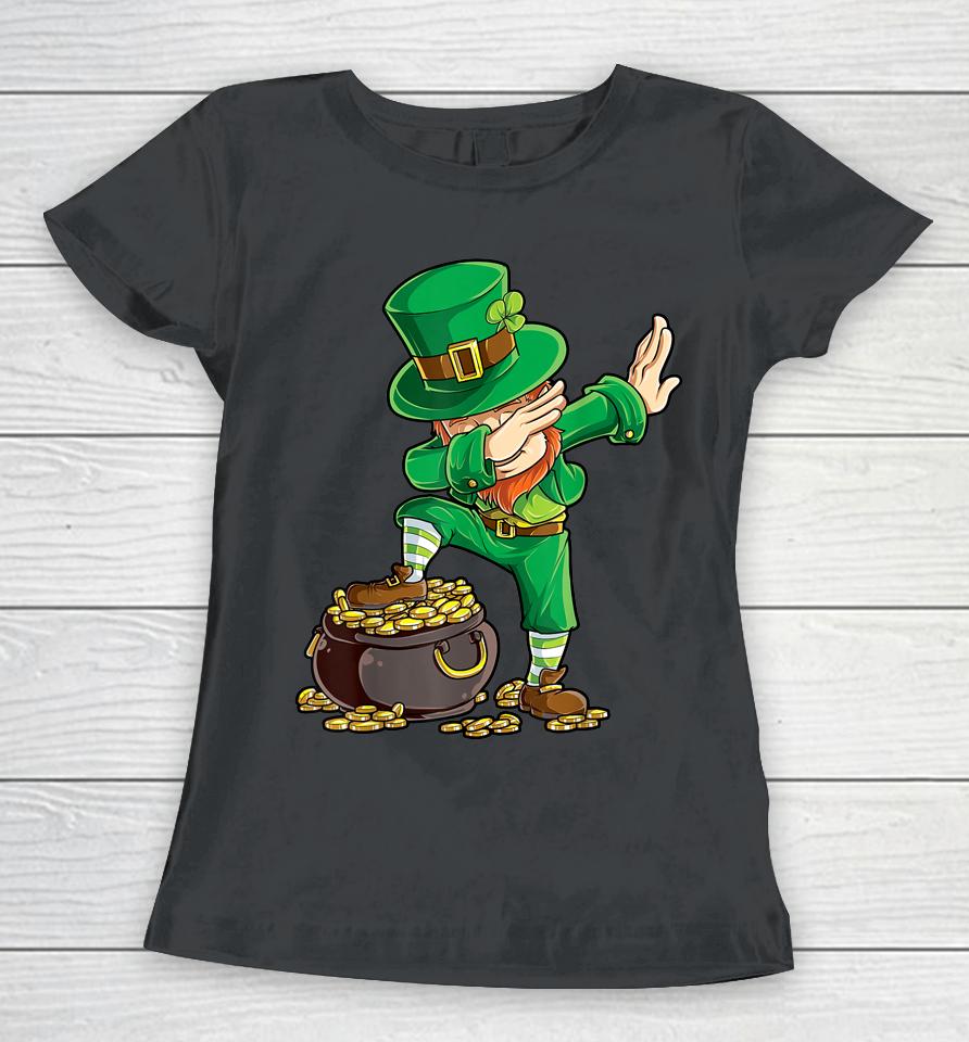 Boys St Patrick's Day Dabbing Leprechaun Women T-Shirt