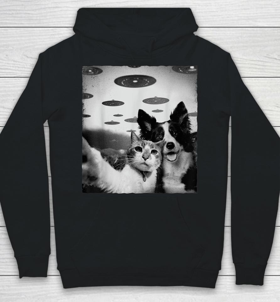Cat And Dog Selfie With Alien Ufo Hoodie
