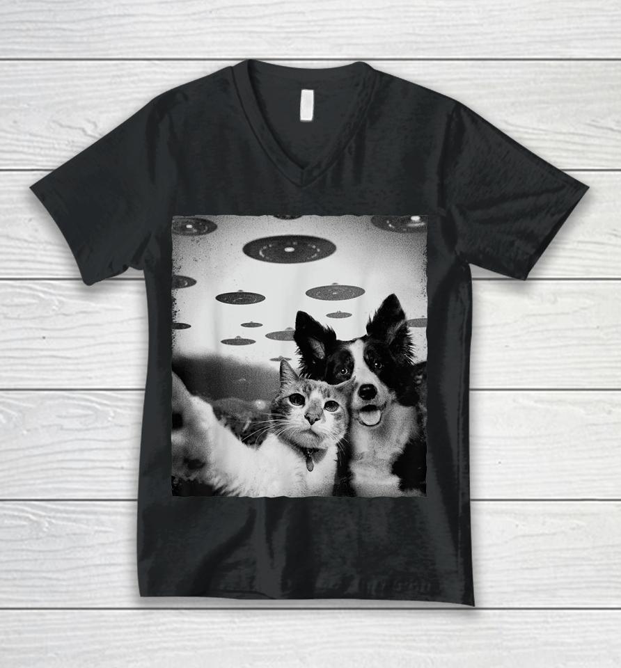 Cat And Dog Selfie With Alien Ufo Unisex V-Neck T-Shirt