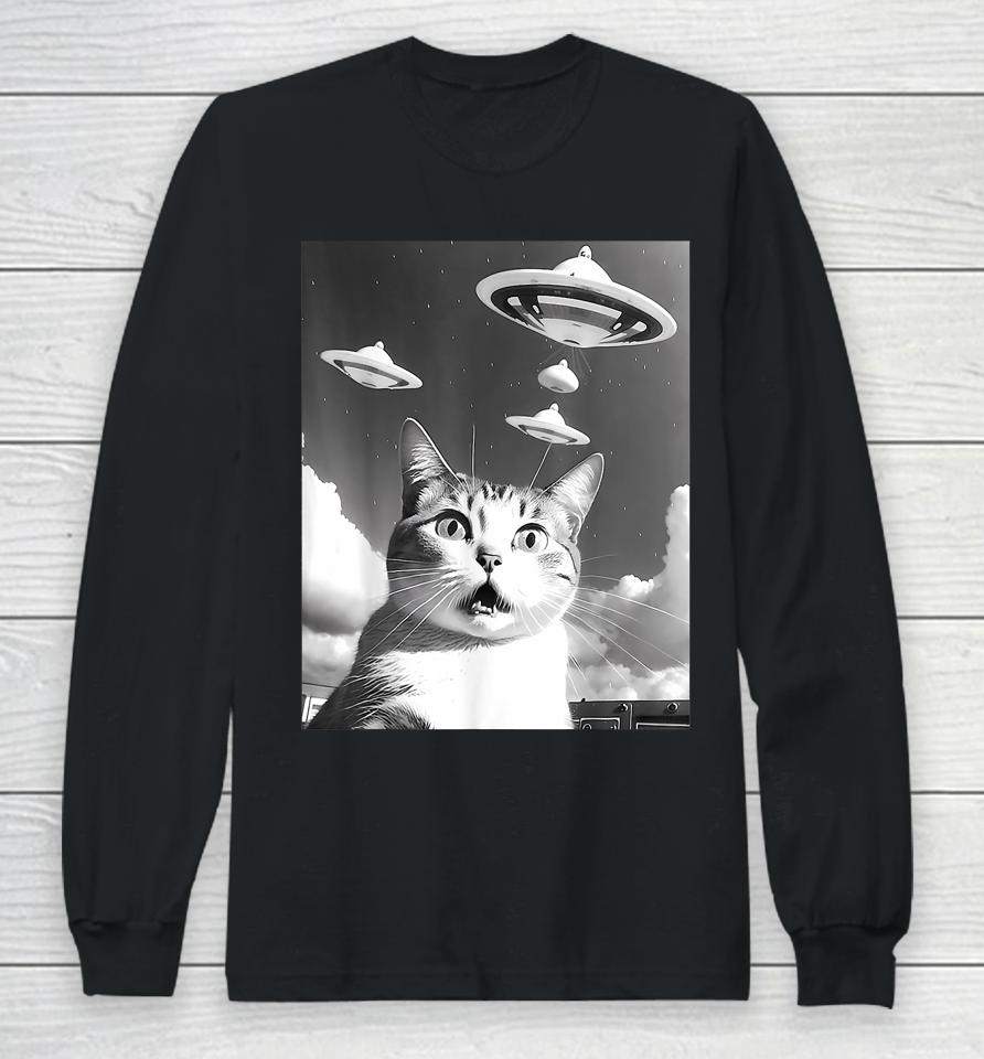 Cat Selfie With Alien Ufo Spaceship Funny Cat Lovers Long Sleeve T-Shirt