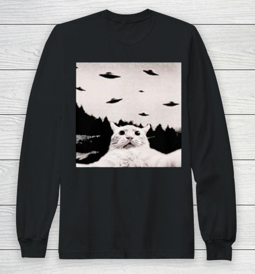 Cat Taking A Selfie Ufos Funny Long Sleeve T-Shirt