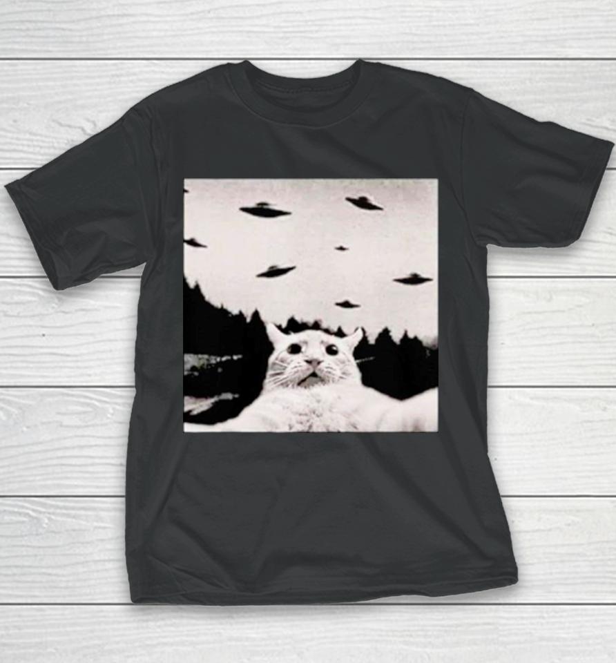 Cat Taking A Selfie Ufos Funny Youth T-Shirt