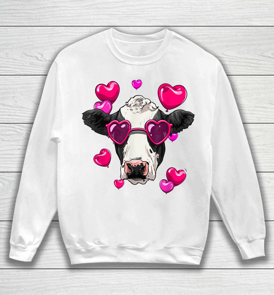 Cute Cow Heart Sunglasses Valentines Day Cattle Animal Lover Sweatshirt