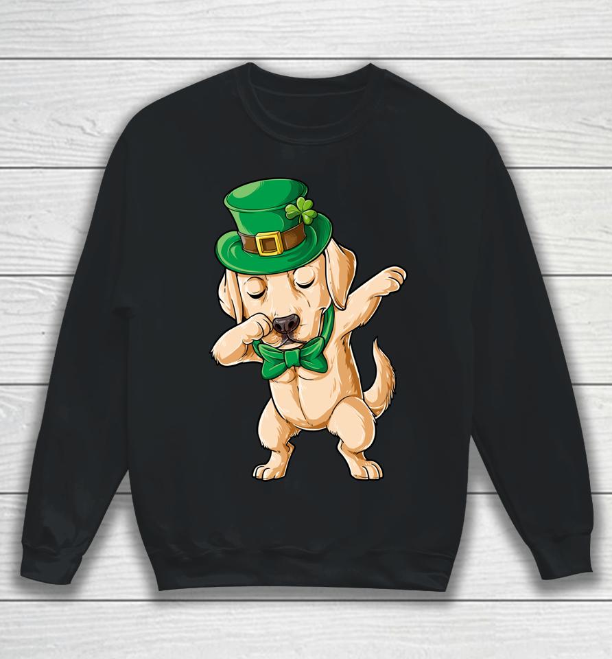 Dabbing Labrador St Patrick's Day Boys Kids Leprechaun Dog Sweatshirt