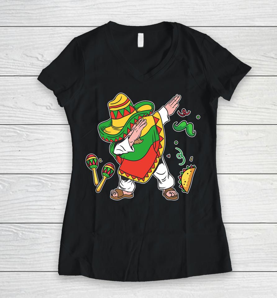 Dabbing Mexican Poncho Cinco De Mayo Boys Men Sombrero Dab Women V-Neck T-Shirt