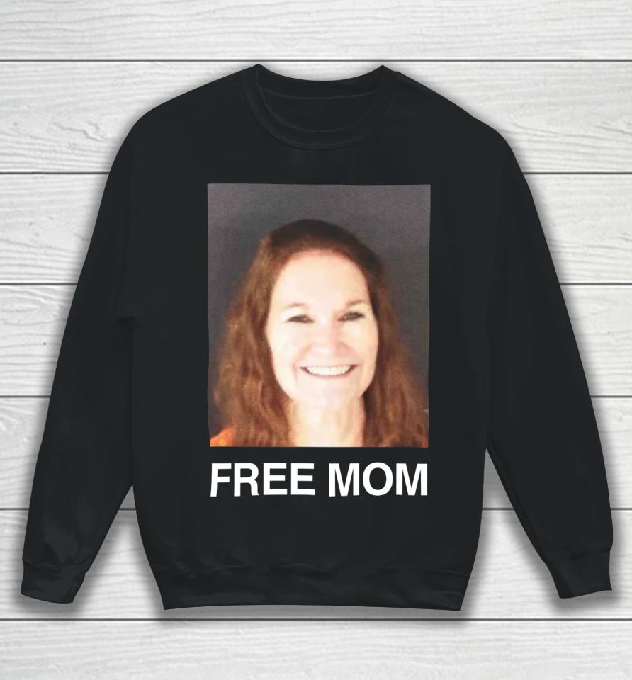Dannyduncan Free Mom Vintage Sweatshirt
