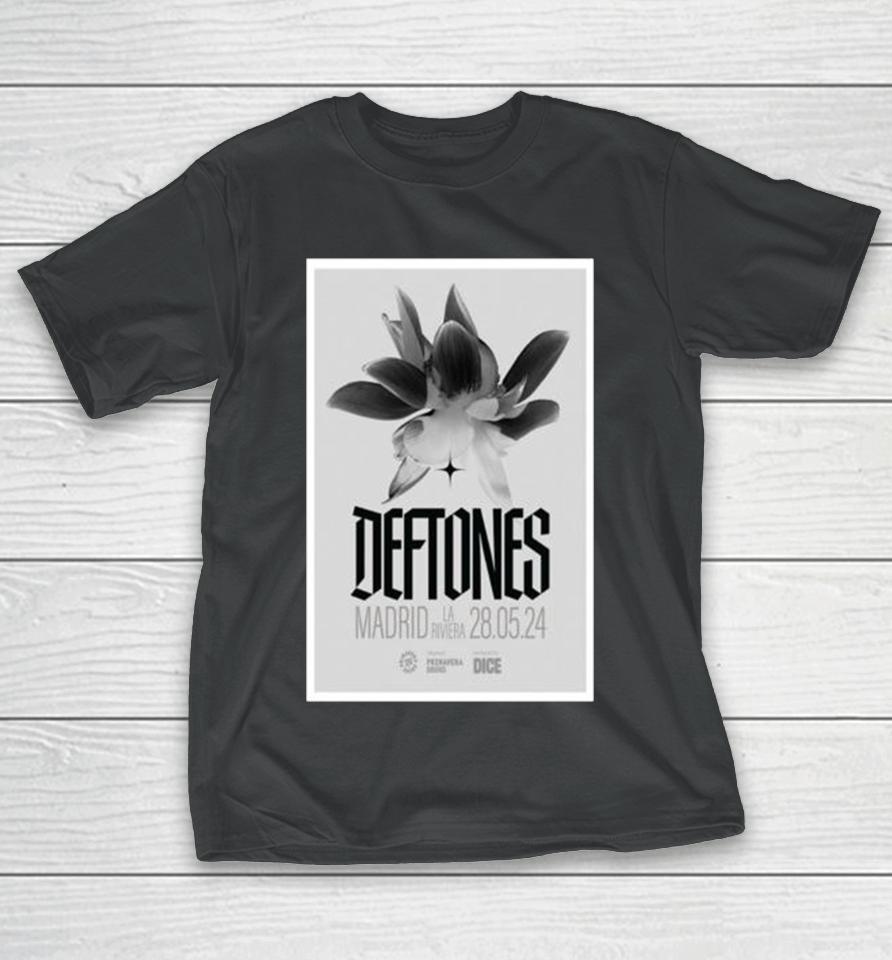 Deftones La Riviera Madrid Spain May 28 2024 T-Shirt