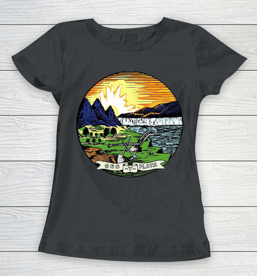 Dexerto Oro Y Plata Montana Women T-Shirt