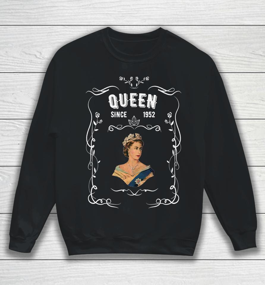Elizabeth Ii Queen Legend British Crown Platinum Anniversary Sweatshirt