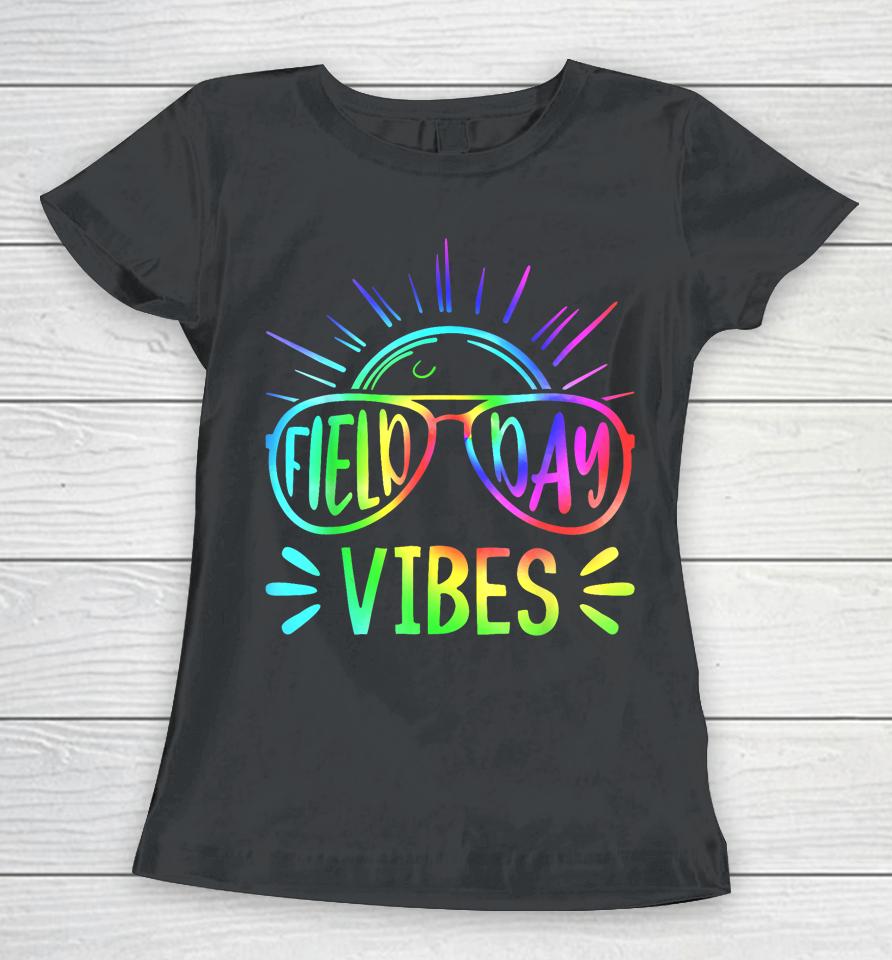 Field Day Vibes 2023 Teacher Kids Groovy Tie Dye Hippie Women T-Shirt