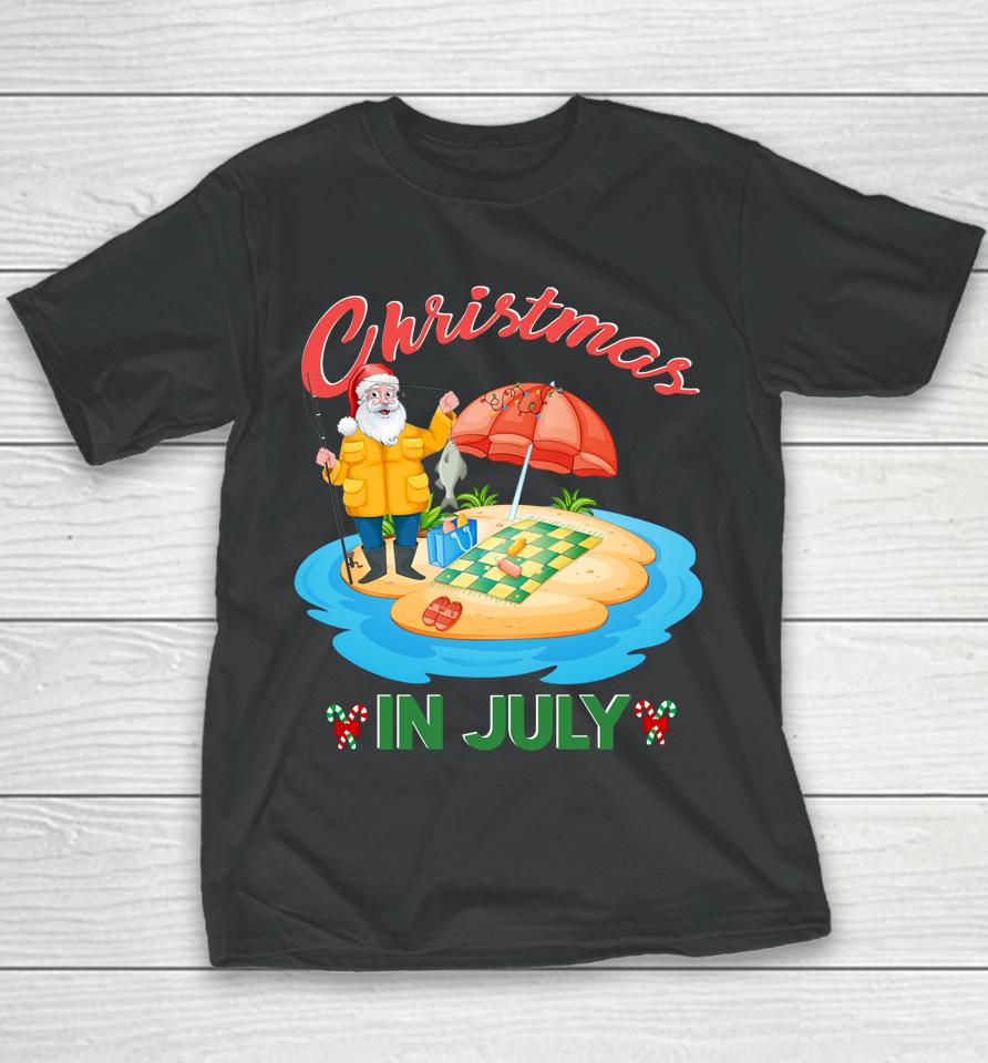 Fishing Christmas In July Santa Hat Xmas Funny Summer Xmas Youth T-Shirt