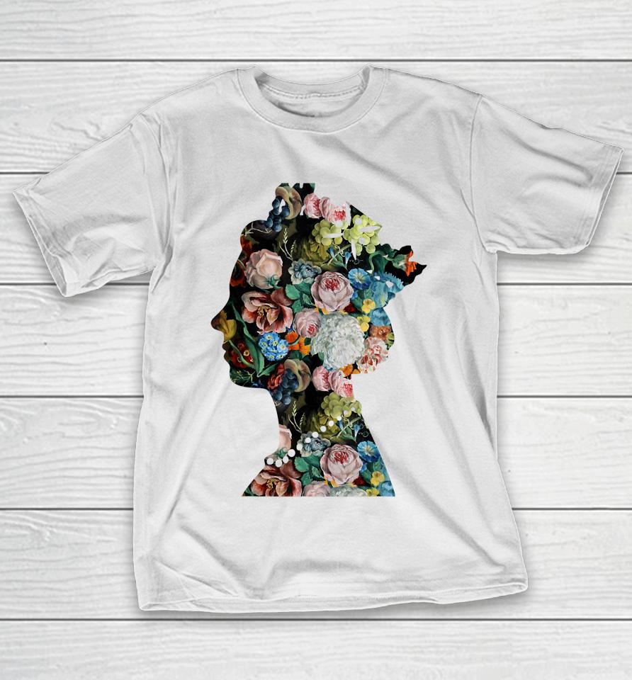 Flowers Collage Portrait Royal Abstract Art Queen Of England T-Shirt
