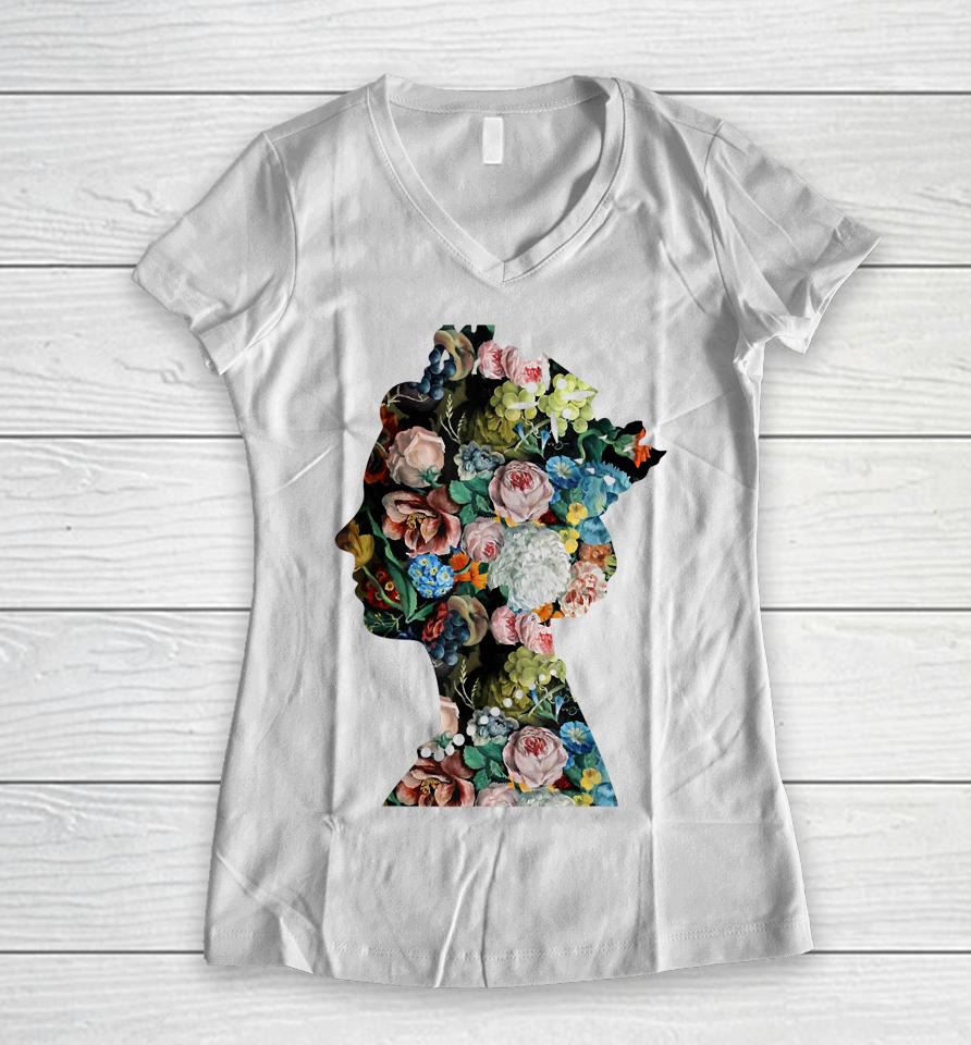 Flowers Collage Portrait Royal Abstract Art Queen Of England Women V-Neck T-Shirt