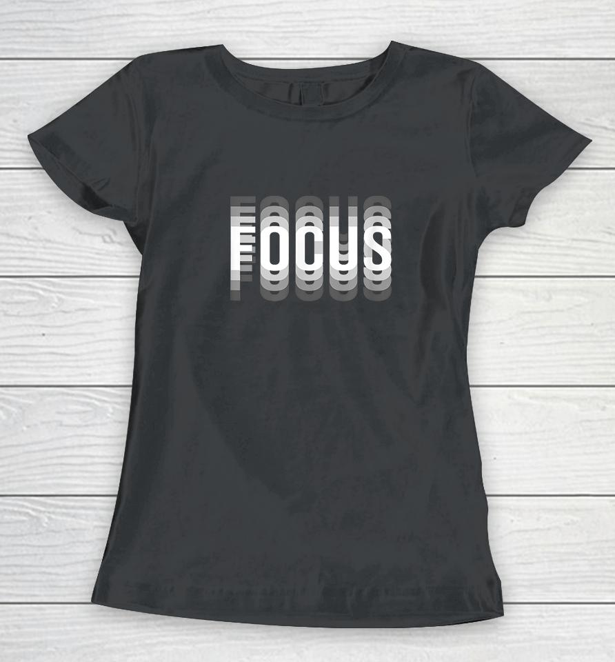 Focus Optical Illusion Women T-Shirt