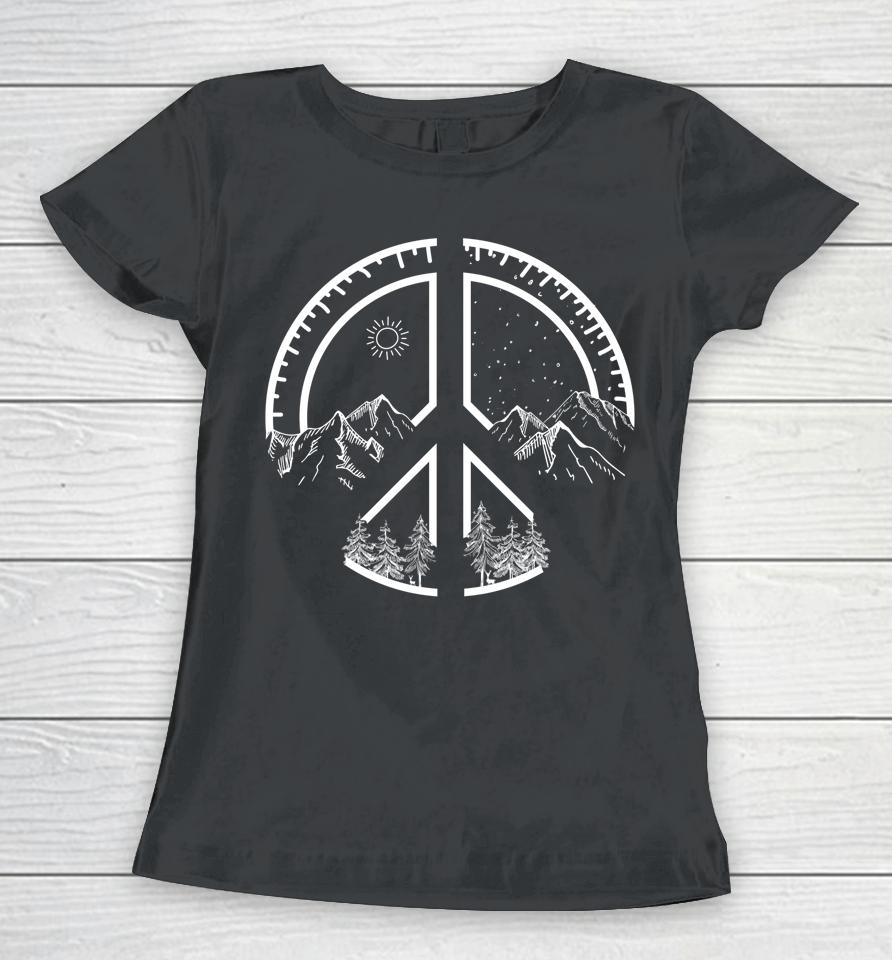 Four Seasons Peace Sign Outdoor Adventure Hippie Retro 60S Women T-Shirt