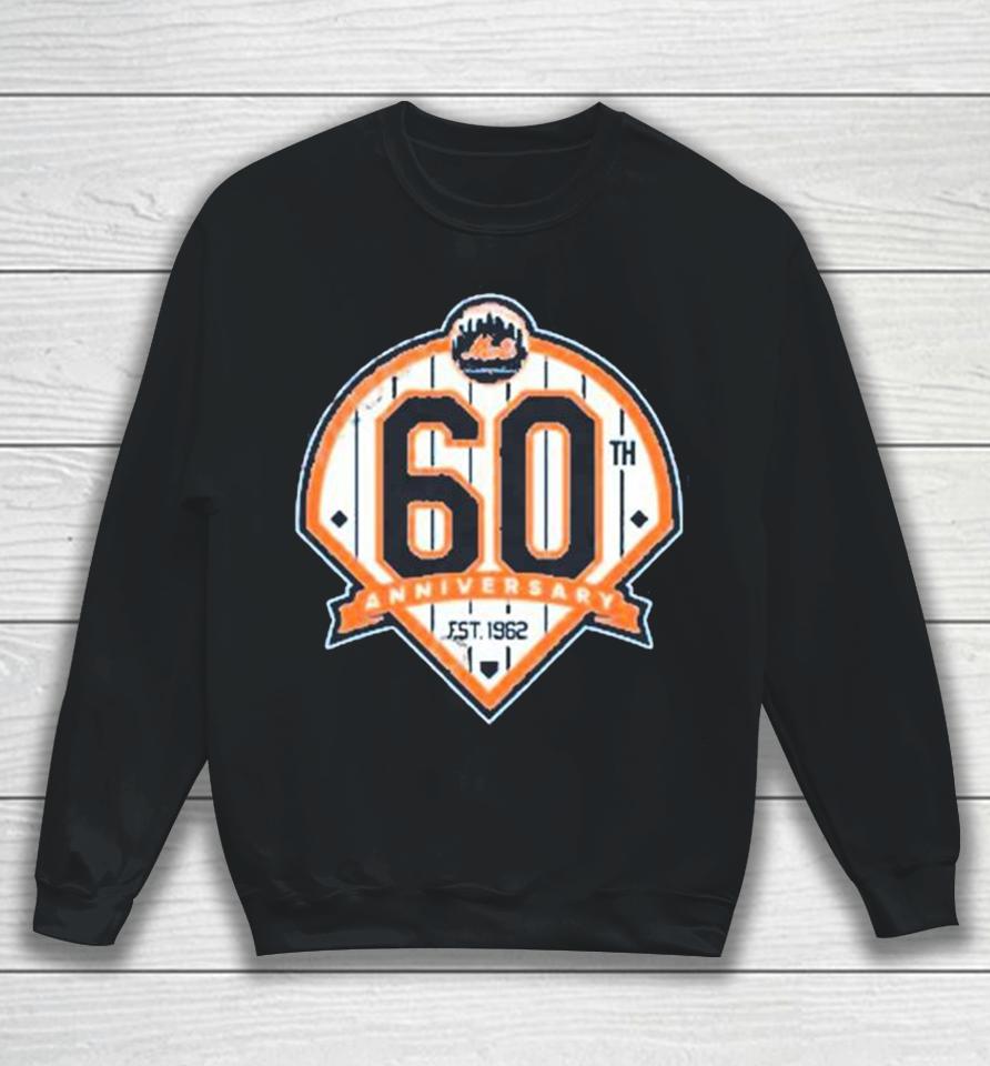 Frank Fleming Wearing New York Mets 60 Years Aniversary Sweatshirt