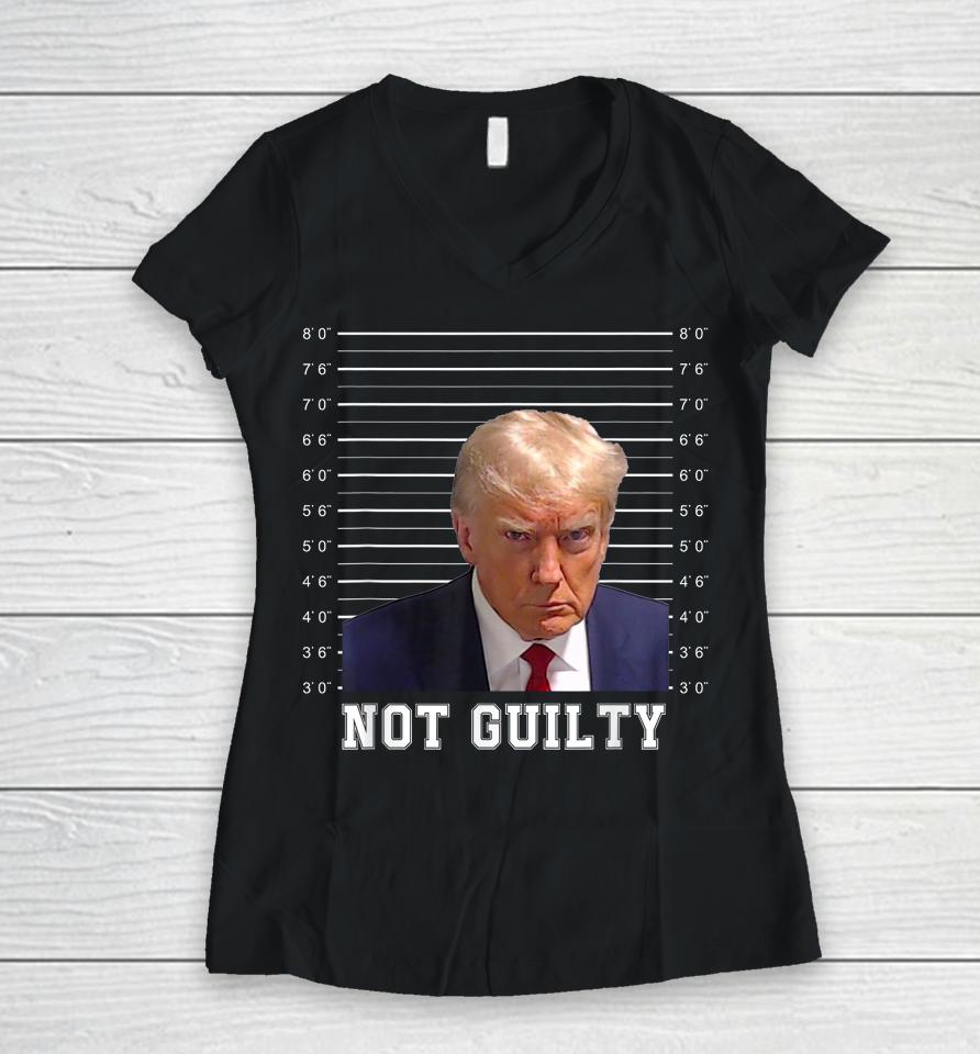 Free Donald Trump Mug Shot Republican President Maga 2024 Women V-Neck T-Shirt