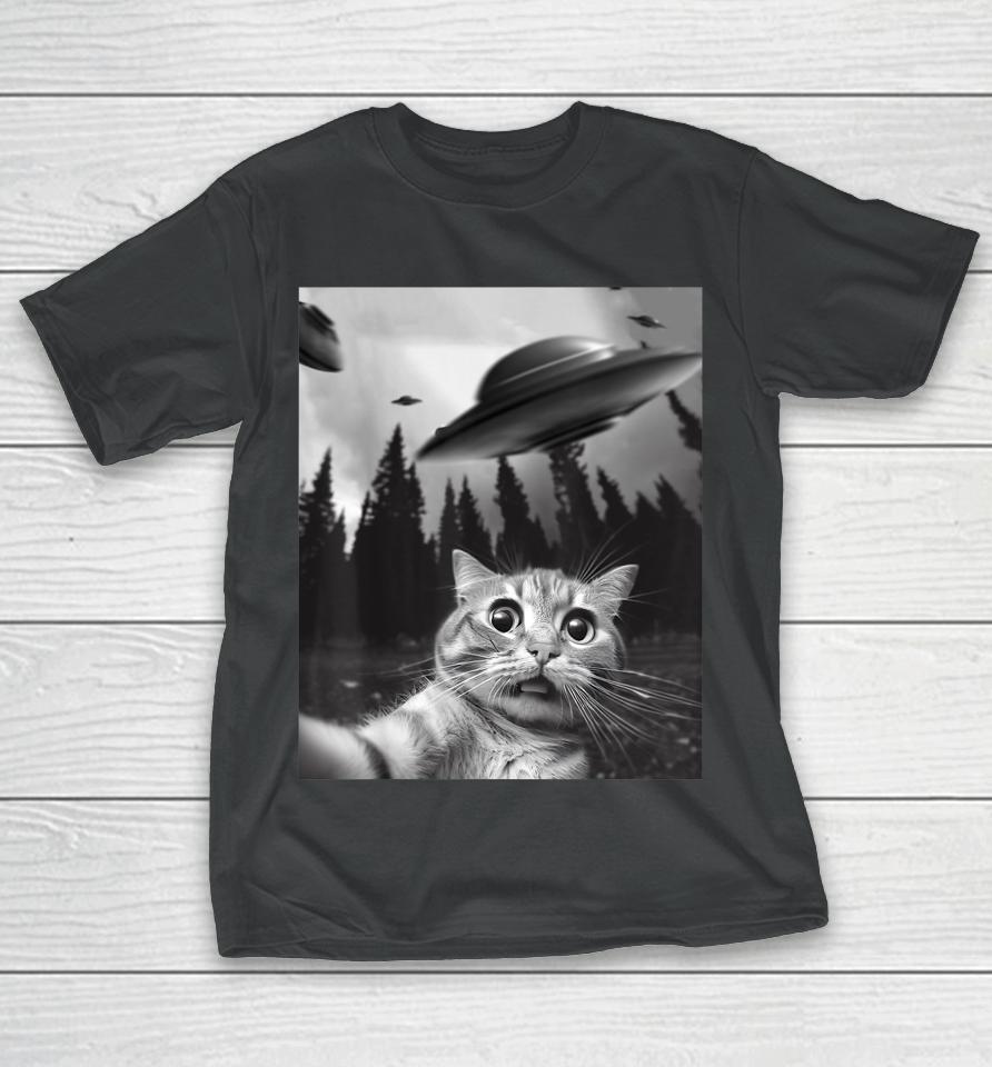 Funny Cat Selfie With Ufos T-Shirt