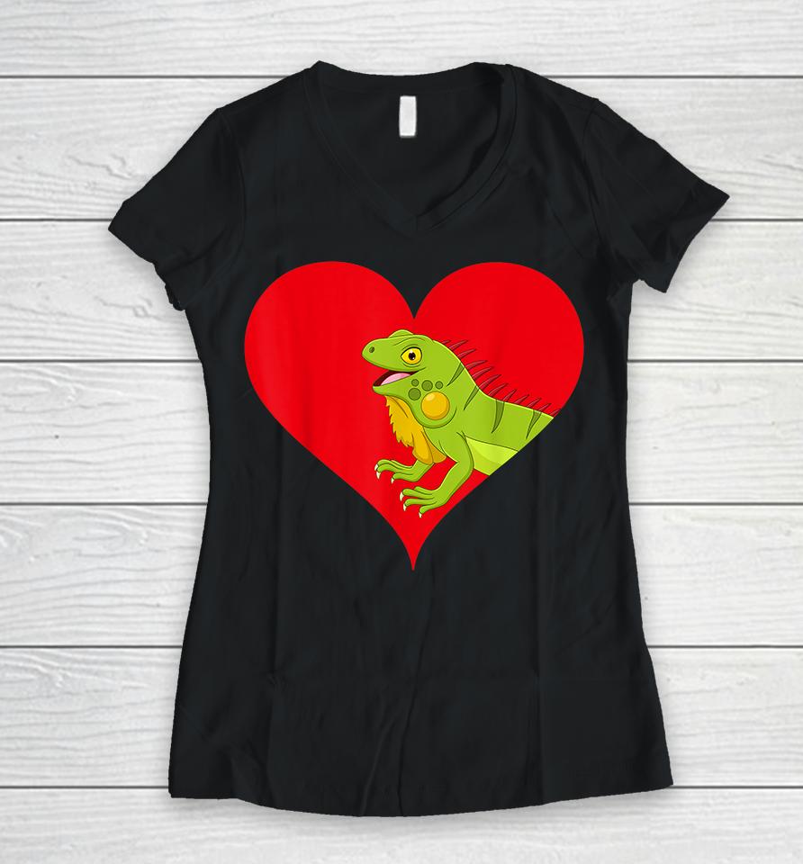 Funny Lizard Lover Heart Shape Lizard Valentines Day Women V-Neck T-Shirt