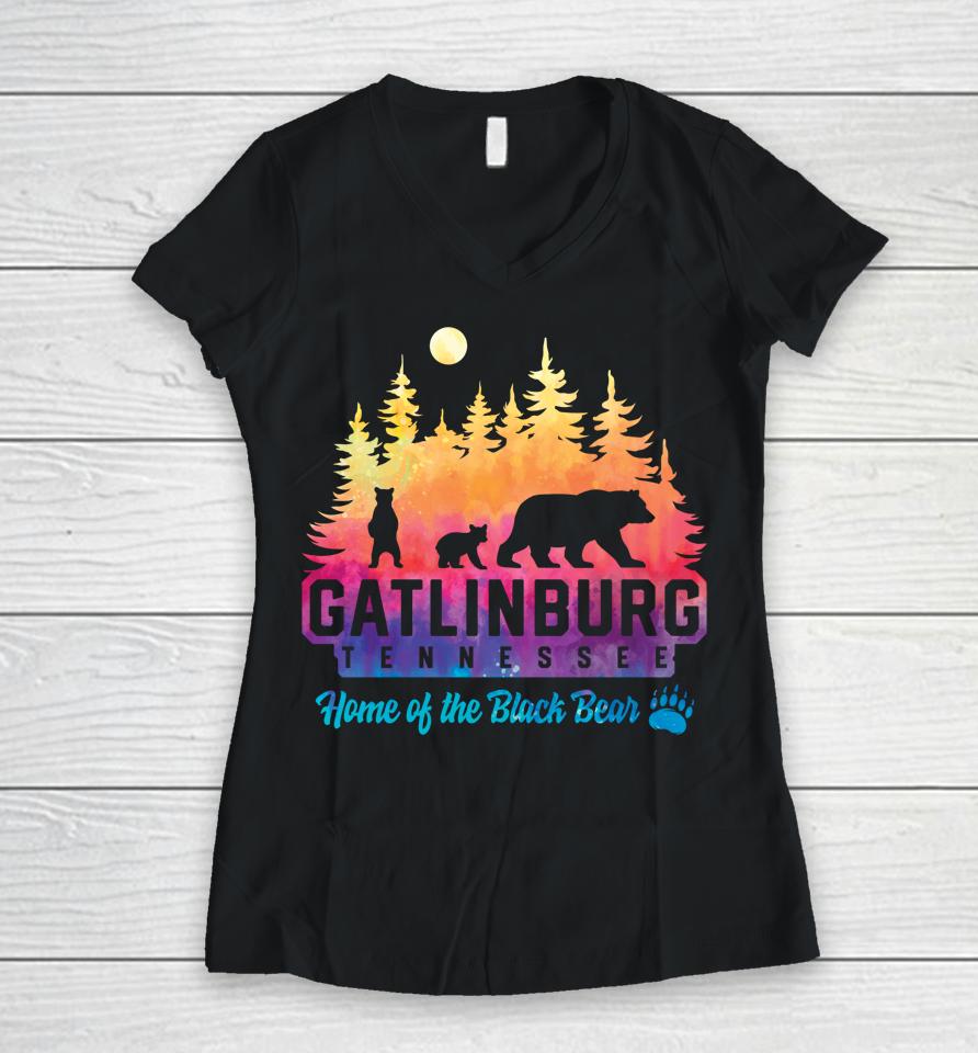 Gatlinburg Tennessee Bear Great Smoky Mountains Tie Dye Women V-Neck T-Shirt