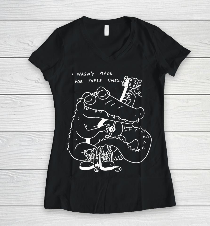 Gatorsdaily Guitar Women V-Neck T-Shirt