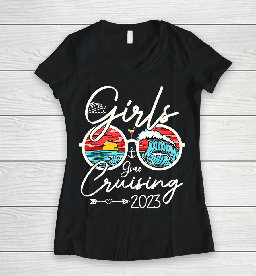 Girls Gone Cruising 2023 Girls Matching Women Cruise Squad Women V-Neck T-Shirt