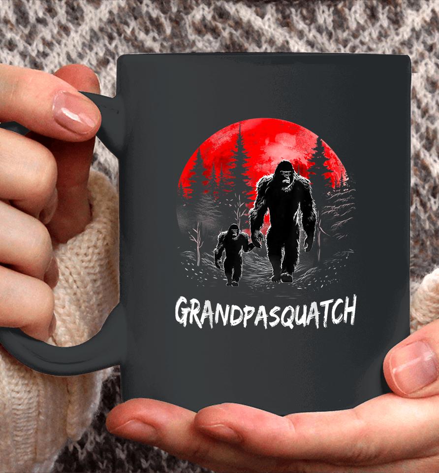 Grandpa Squatch Funny Bigfoot Dad Sasquatch Yeti Fathers Day Coffee Mug