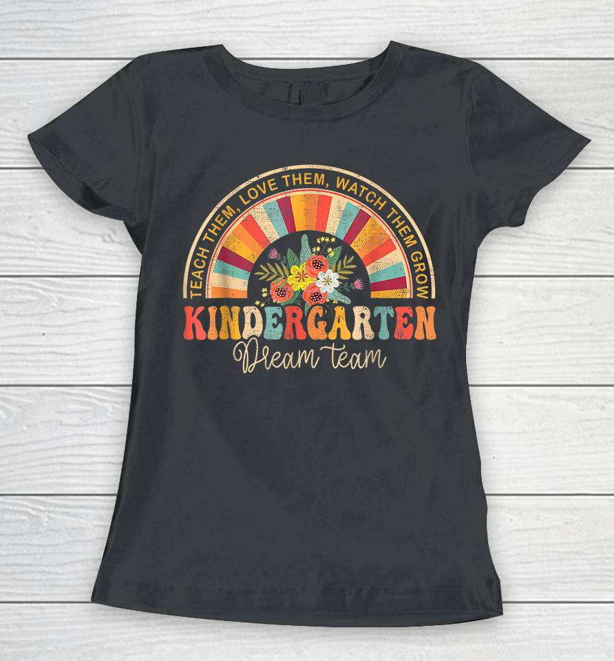 Groovy Kindergarten Vibes Team Back To School Teachers Kids Women T-Shirt