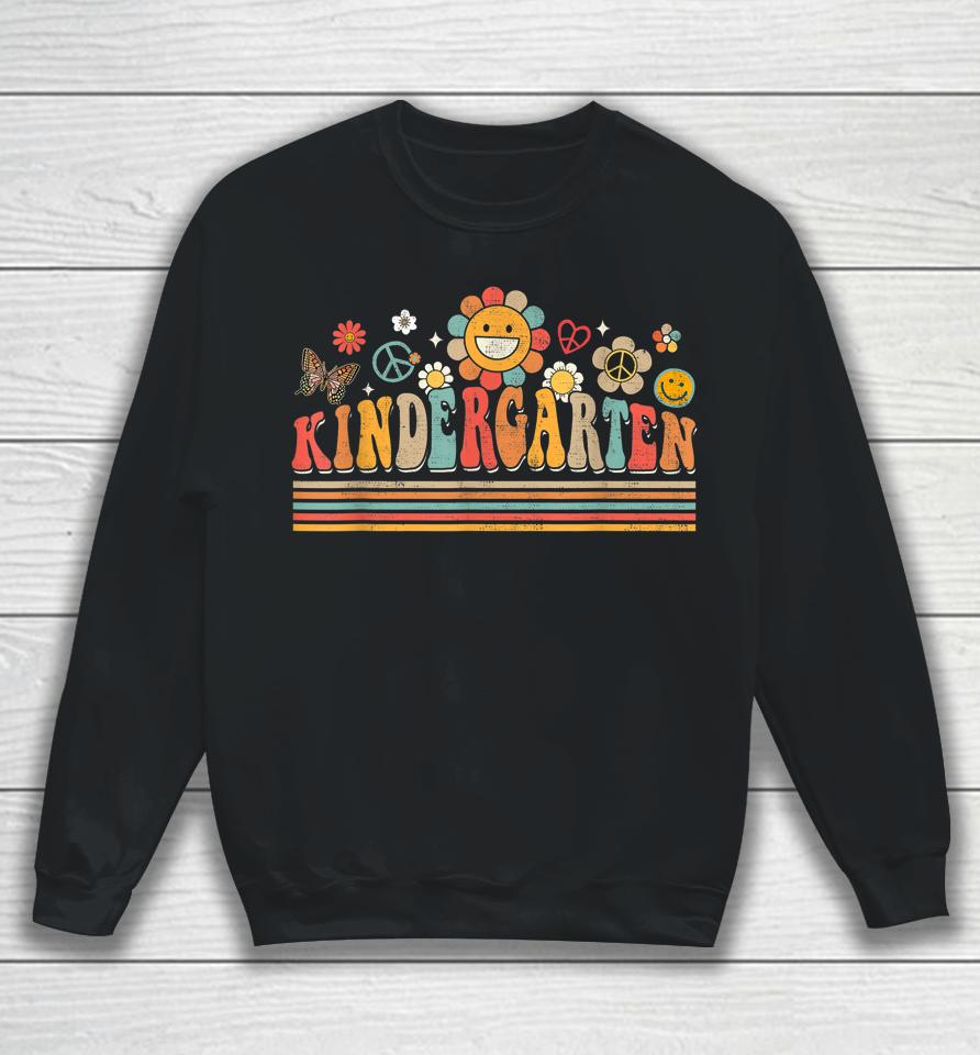 Groovy Retro Kindergarten Vibes Back To School Teachers Kids Sweatshirt