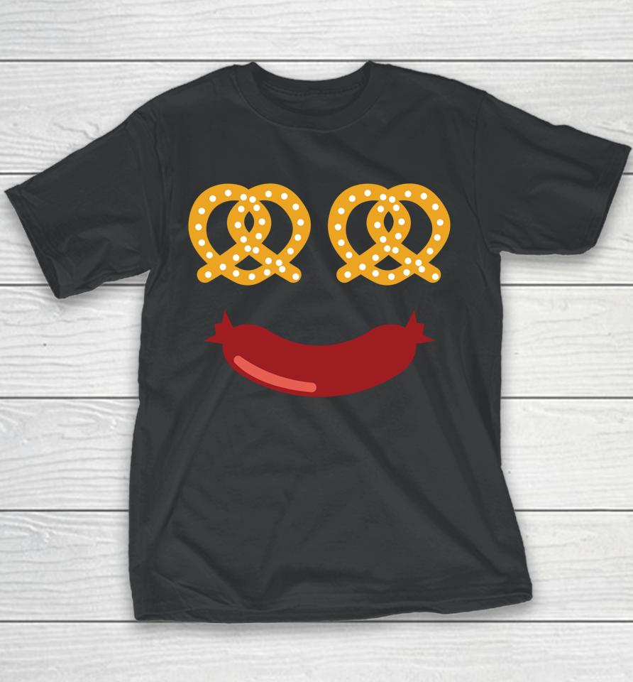Happy Pretzel And Sausage Face Funny Oktoberfest Festival Youth T-Shirt