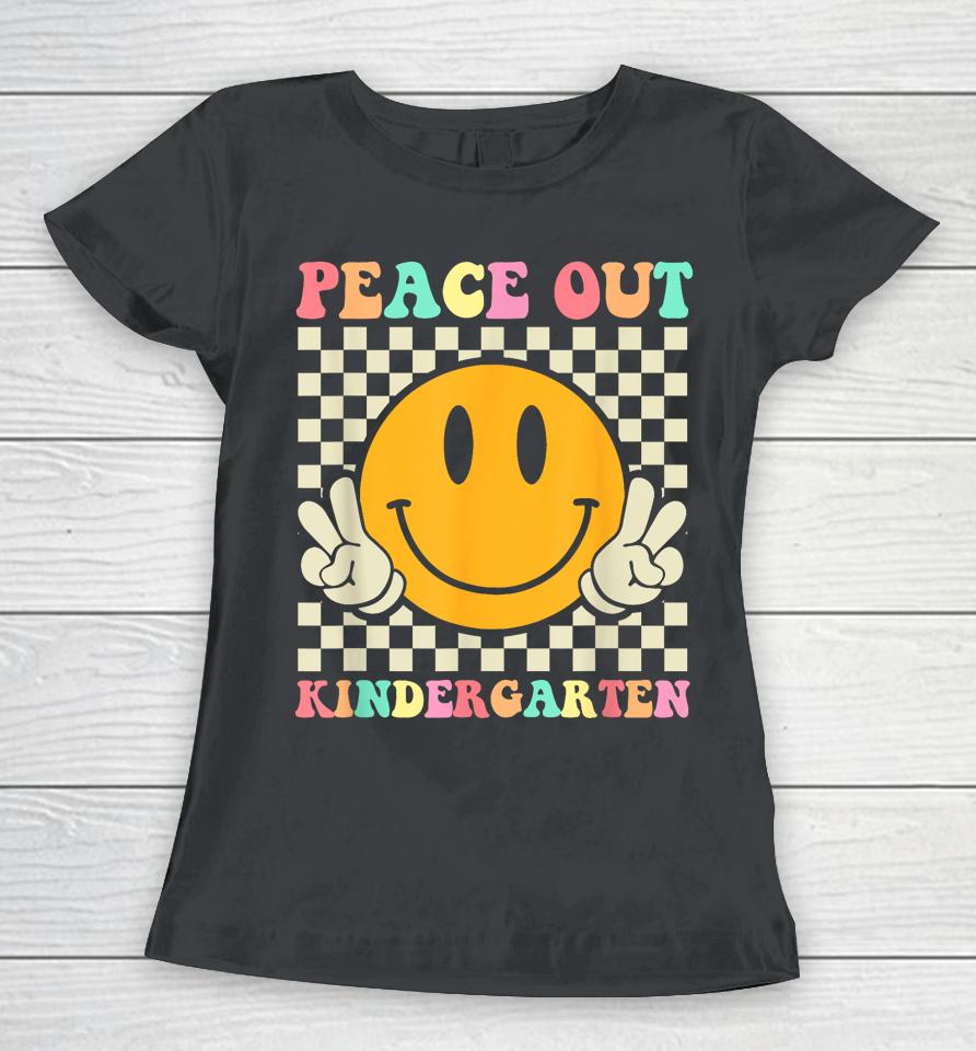 Hippie Peace Out Kindergarten Teacher Kid Last Day Of School Women T-Shirt