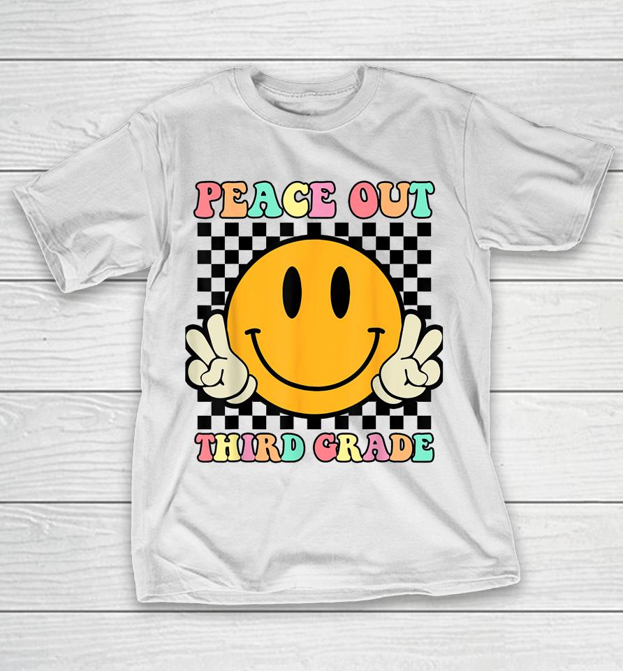 Hippie Smile Face Peace Out Third 3Rd Grade Class Of 2023 T-Shirt