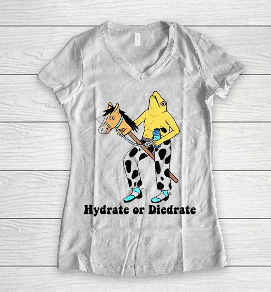 Hydrate Or Diedrate Frog And Horse Women V-Neck T-Shirt