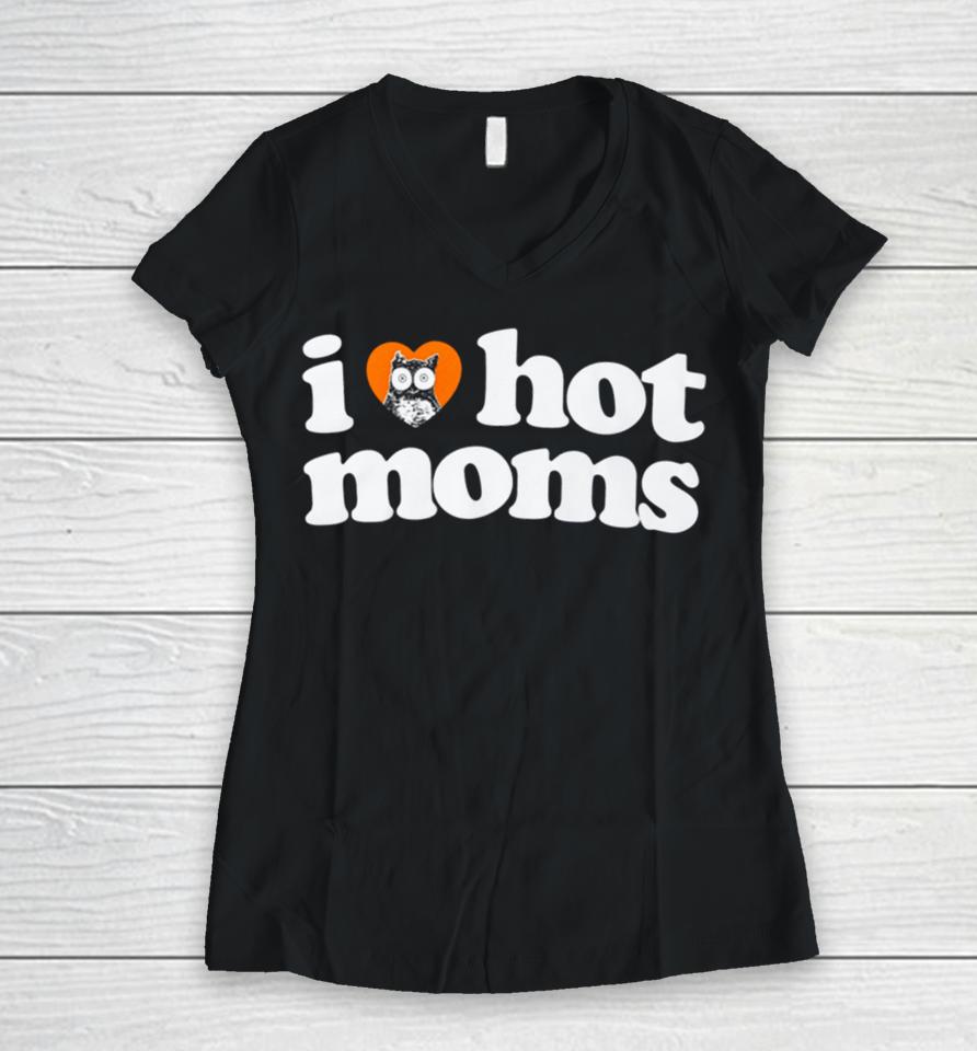 I Heart Hot Moms X Hooters Women V-Neck T-Shirt