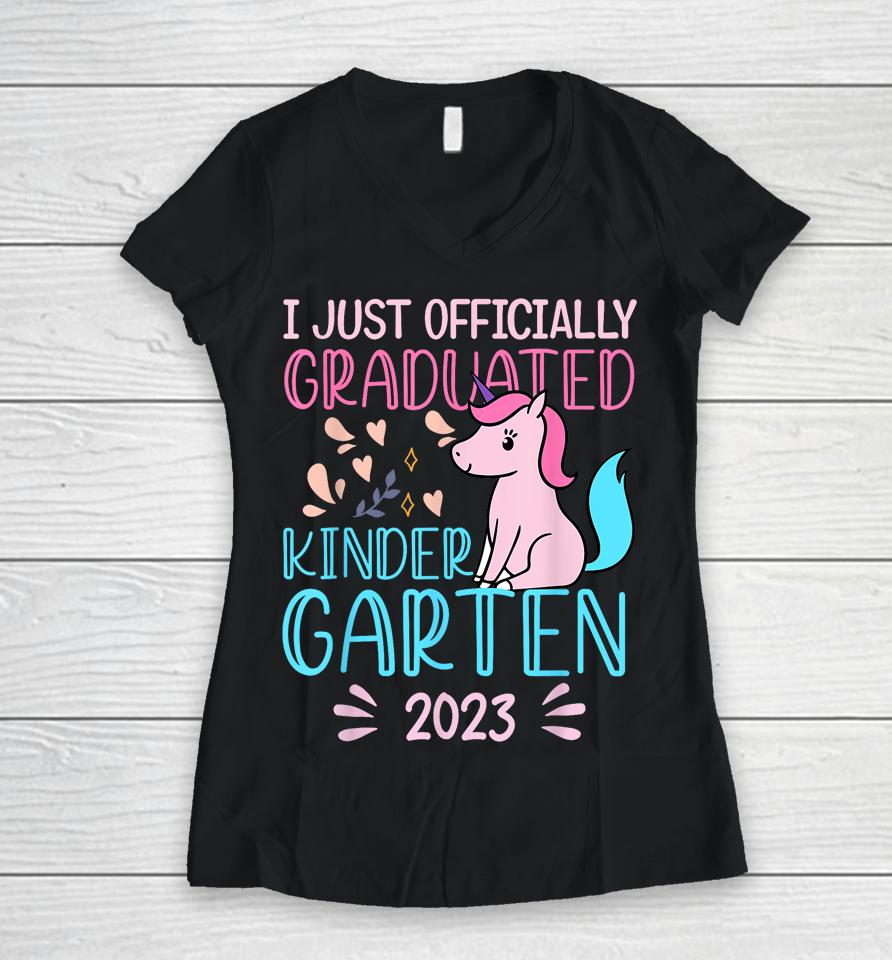 I Officially Graduated Kindergarten Graduation Class Of 2023 Women V-Neck T-Shirt